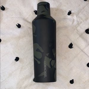 Corkcicle Camo Water Bottle Tumbler! 16oz.